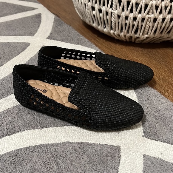 Size 5.5 Biridies flats - Picture 2 of 2